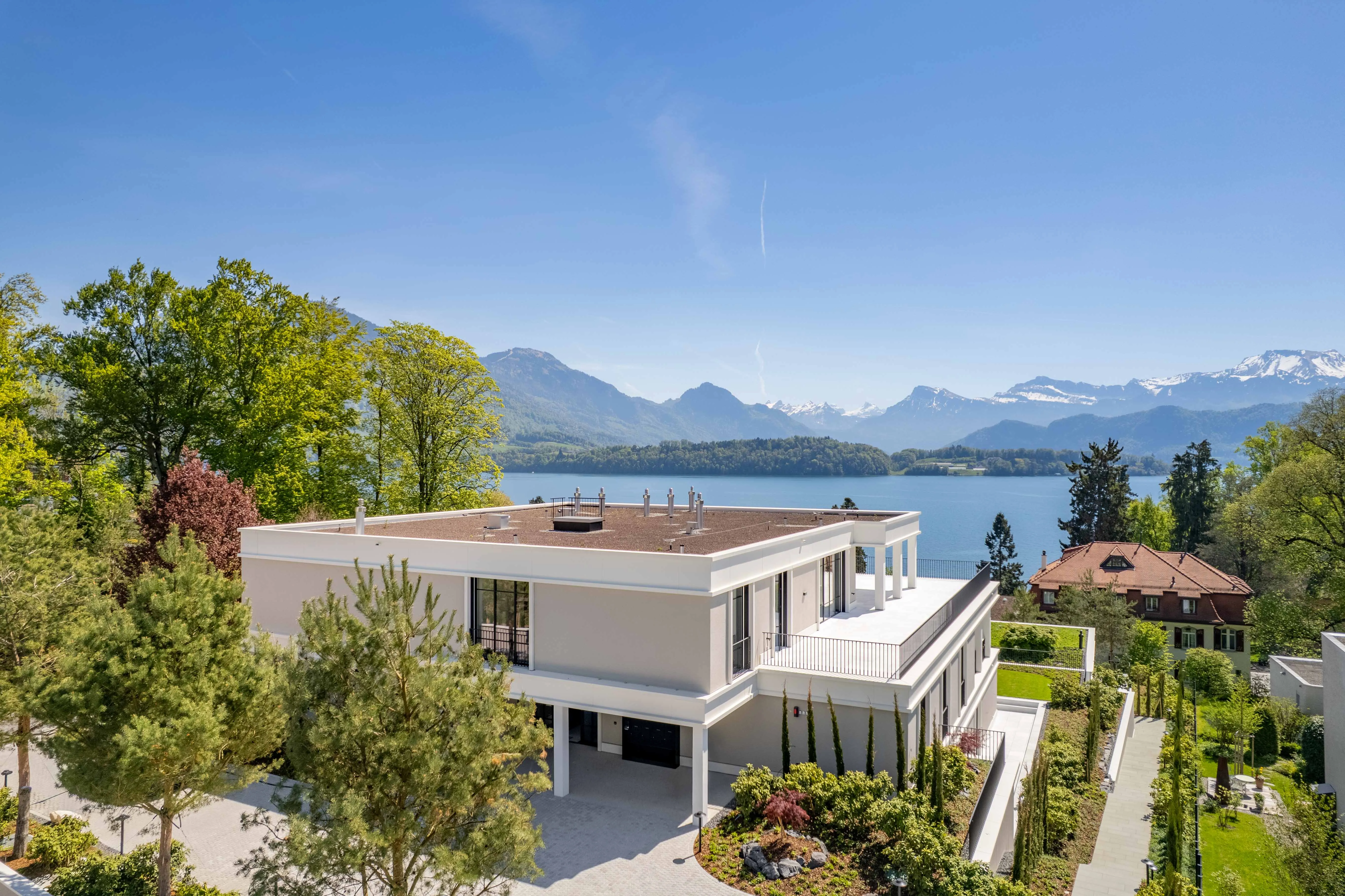 View from Seemattpark over Lucerne and the Alps